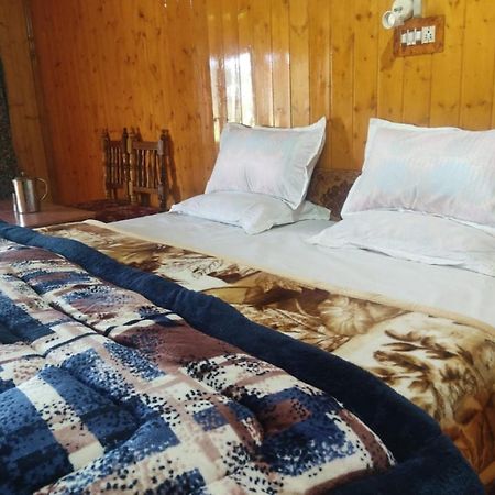Roseland Cottage , グルマルグ エクステリア 写真