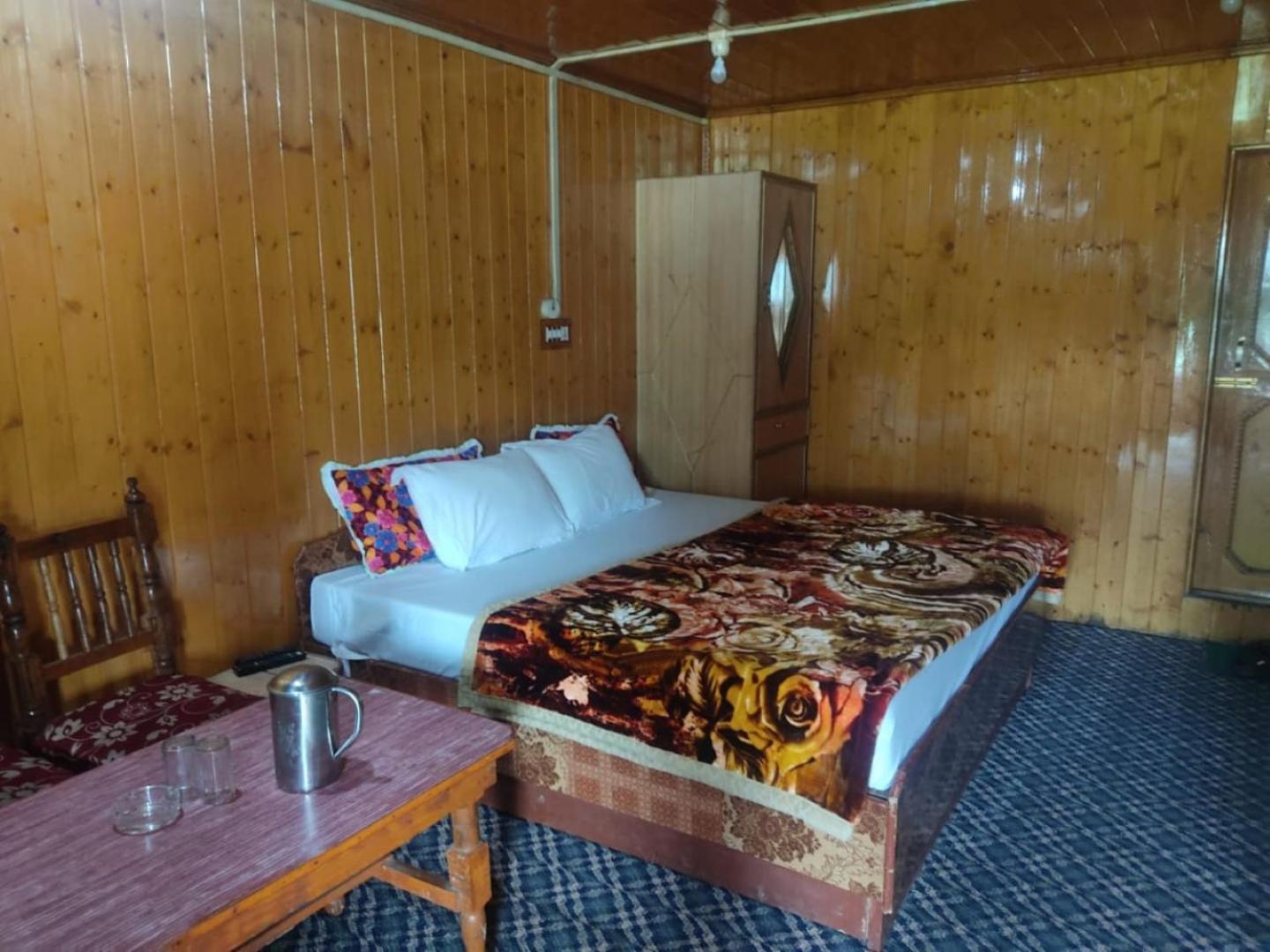 Roseland Cottage , グルマルグ エクステリア 写真